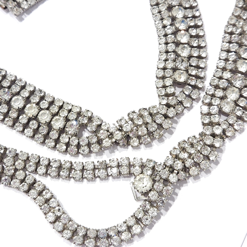 Christian Dior Vintage Crystal Belt Statement Necklace Silver Tone 1970s - Picture 15 of 17